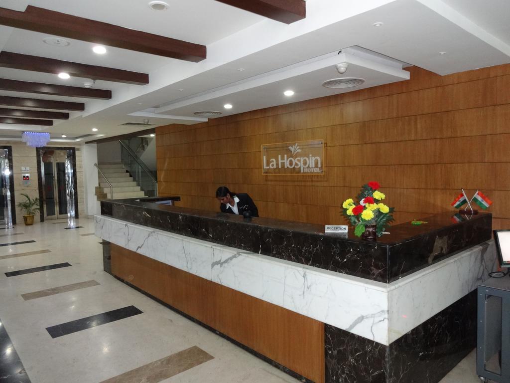 La Hospin Hotel Раджамандрі Номер фото